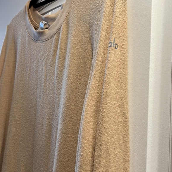 ALO Yoga Glimpse Long Sleeve NWT - Picture 4 of 4